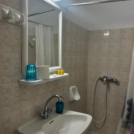Apanemo Apartmán *